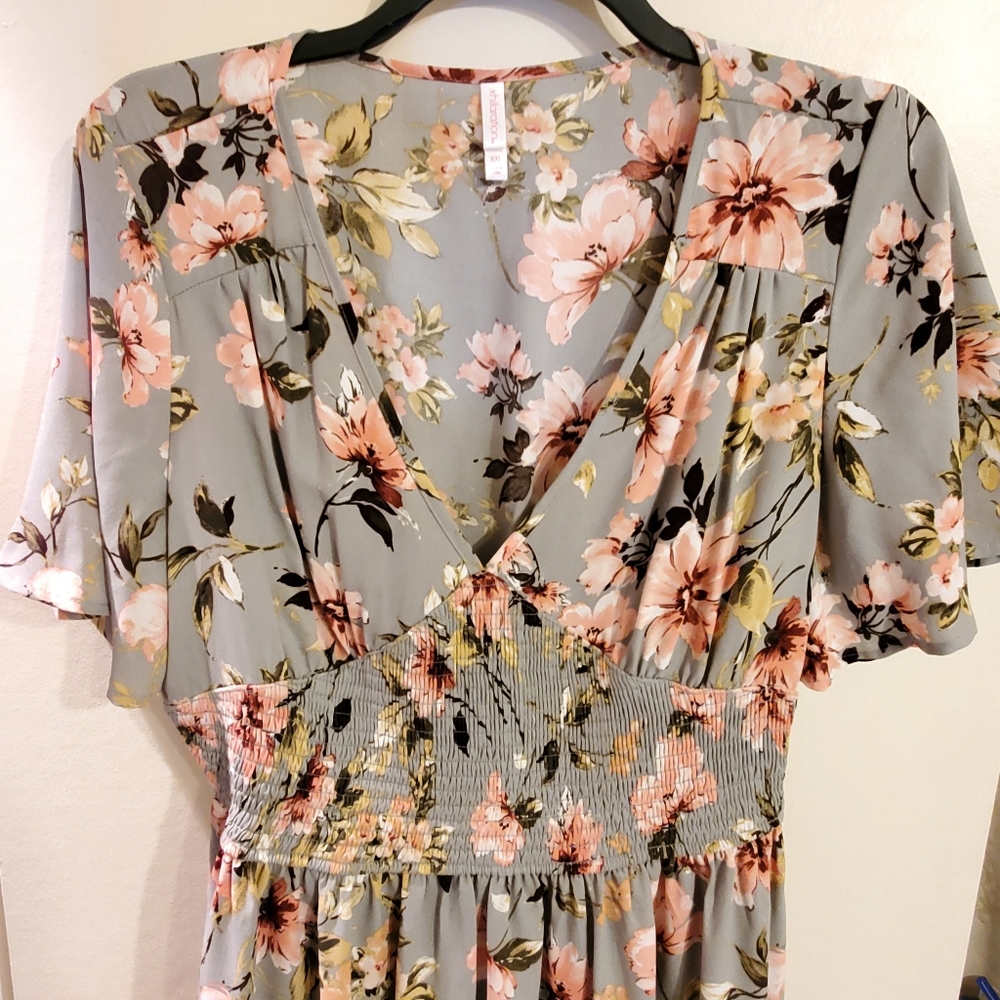 Green floral dress, knee length